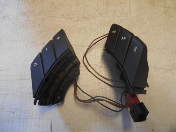 Comando Radio Fiat Punto 2004 CR597